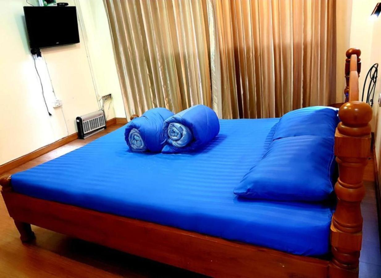 T2B Home (Adults Only) Chiang Mai Bagian luar foto