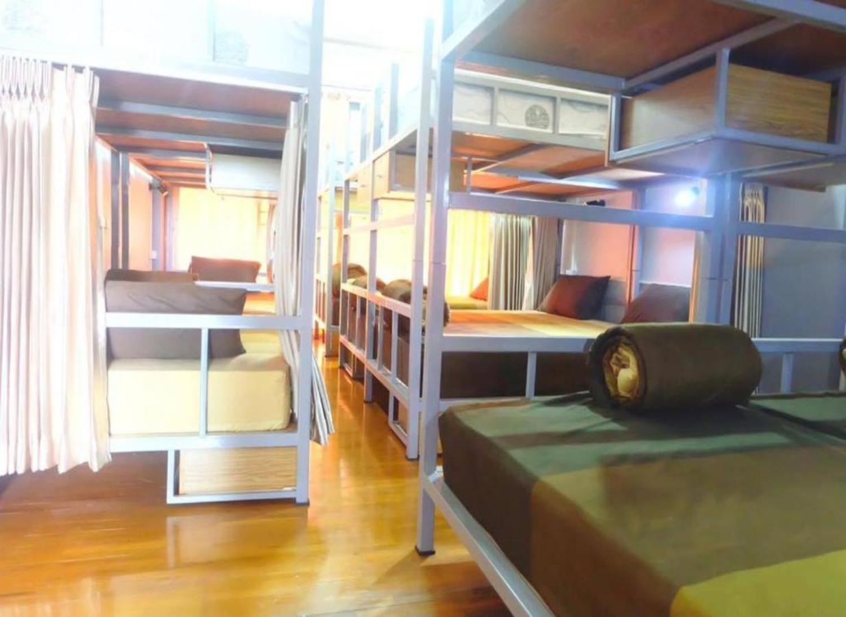 T2B Home (Adults Only) Chiang Mai Bagian luar foto