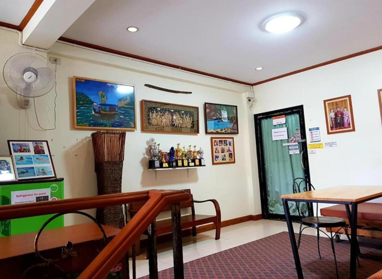 T2B Home (Adults Only) Chiang Mai Bagian luar foto