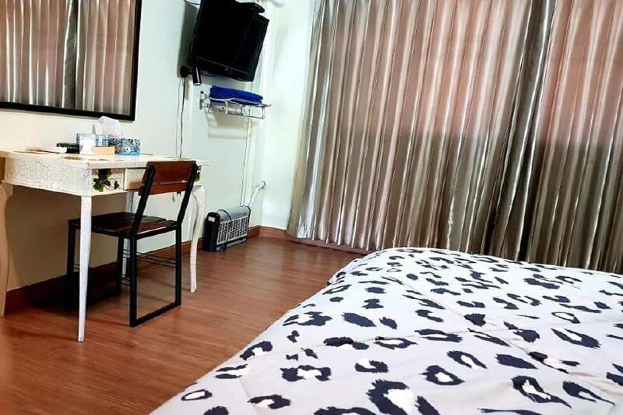 T2B Home (Adults Only) Chiang Mai Bagian luar foto