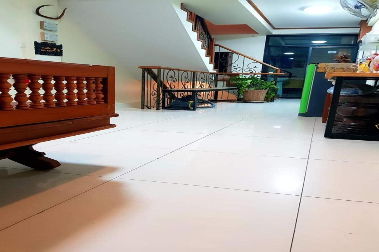 T2B Home (Adults Only) Chiang Mai Bagian luar foto