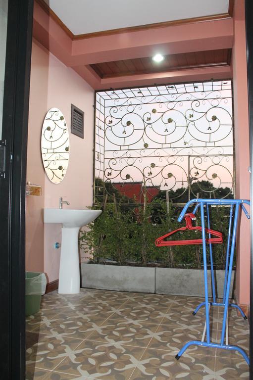 T2B Home (Adults Only) Chiang Mai Bagian luar foto